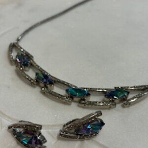 Vintage Esha Randel Silver-toned Necklace and Earrings(with box)